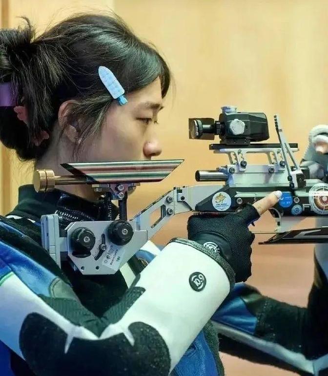 韩国射击选手实现逆袭，夺得冠军
