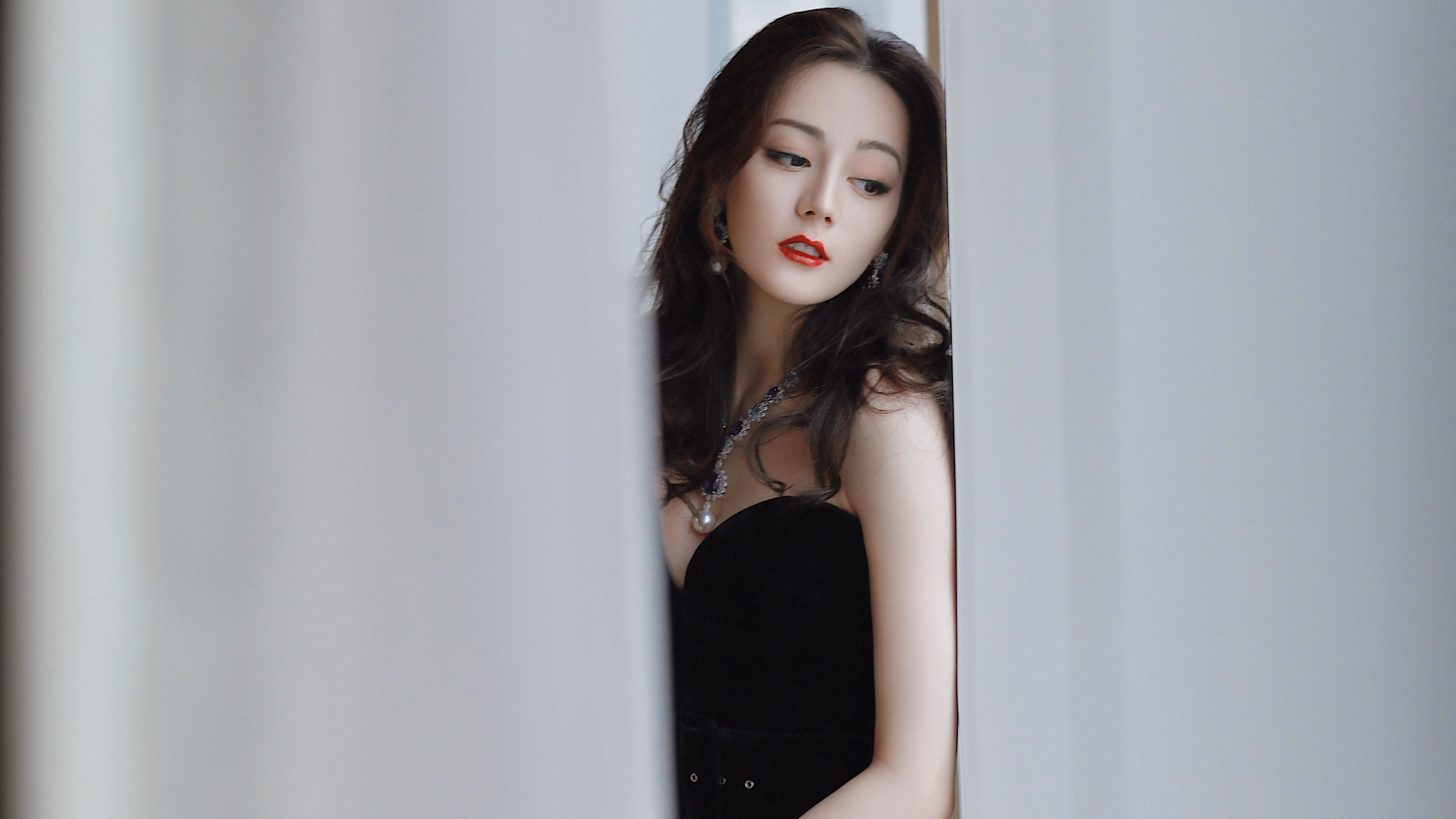 绝境之光—厄德高终场魔法助佛罗伦萨戏剧性逆转勒沃库森